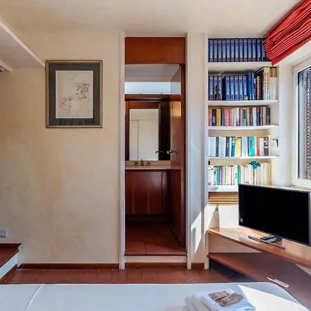 The Perfect View- Angel's Castle' Рим