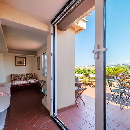 The Perfect View- Angel's Castle' * Roma