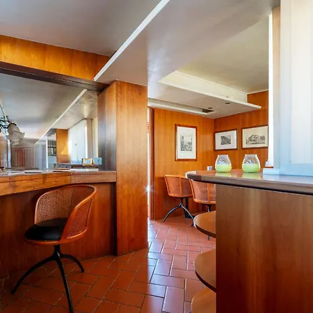 The Perfect View- Angel's Castle' *