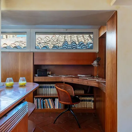 The Perfect View- Angel's Castle' *