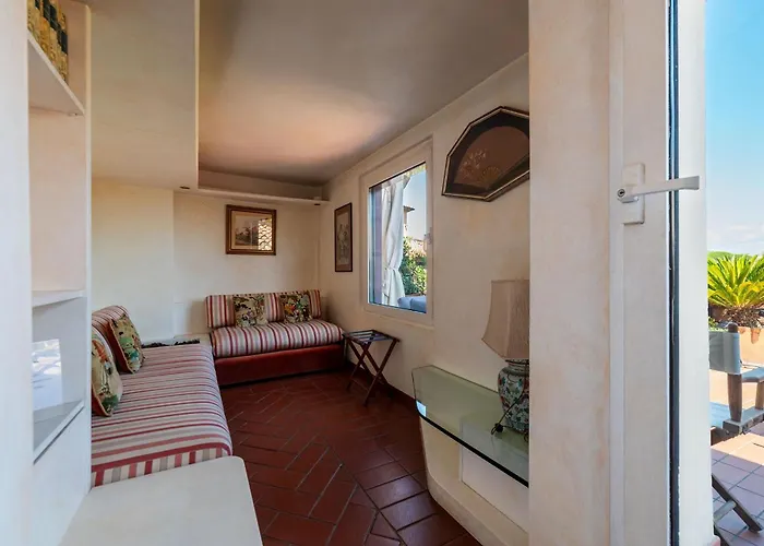 The Perfect View- Angel's Castle' Roma